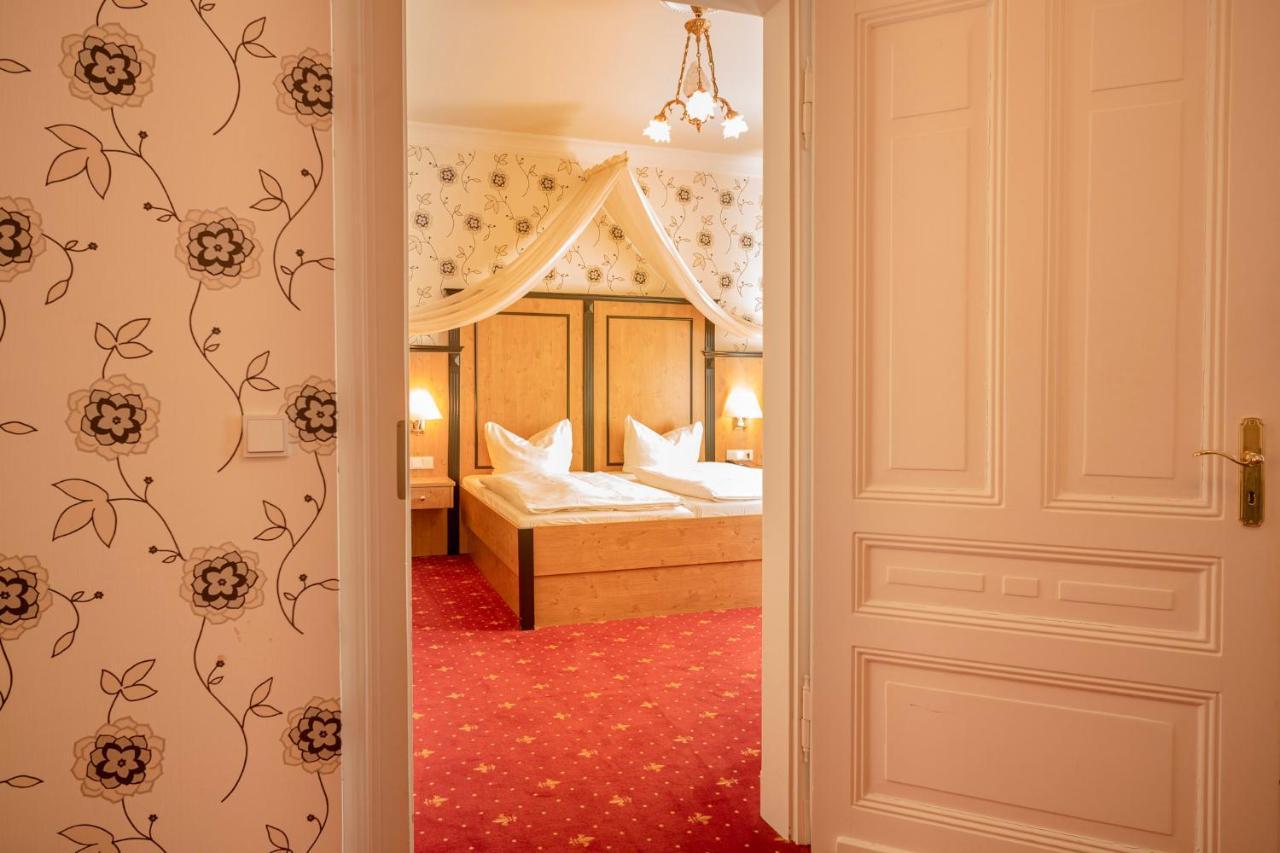 Alte Landratsvilla Hotel Bender فستربورغ المظهر الخارجي الصورة