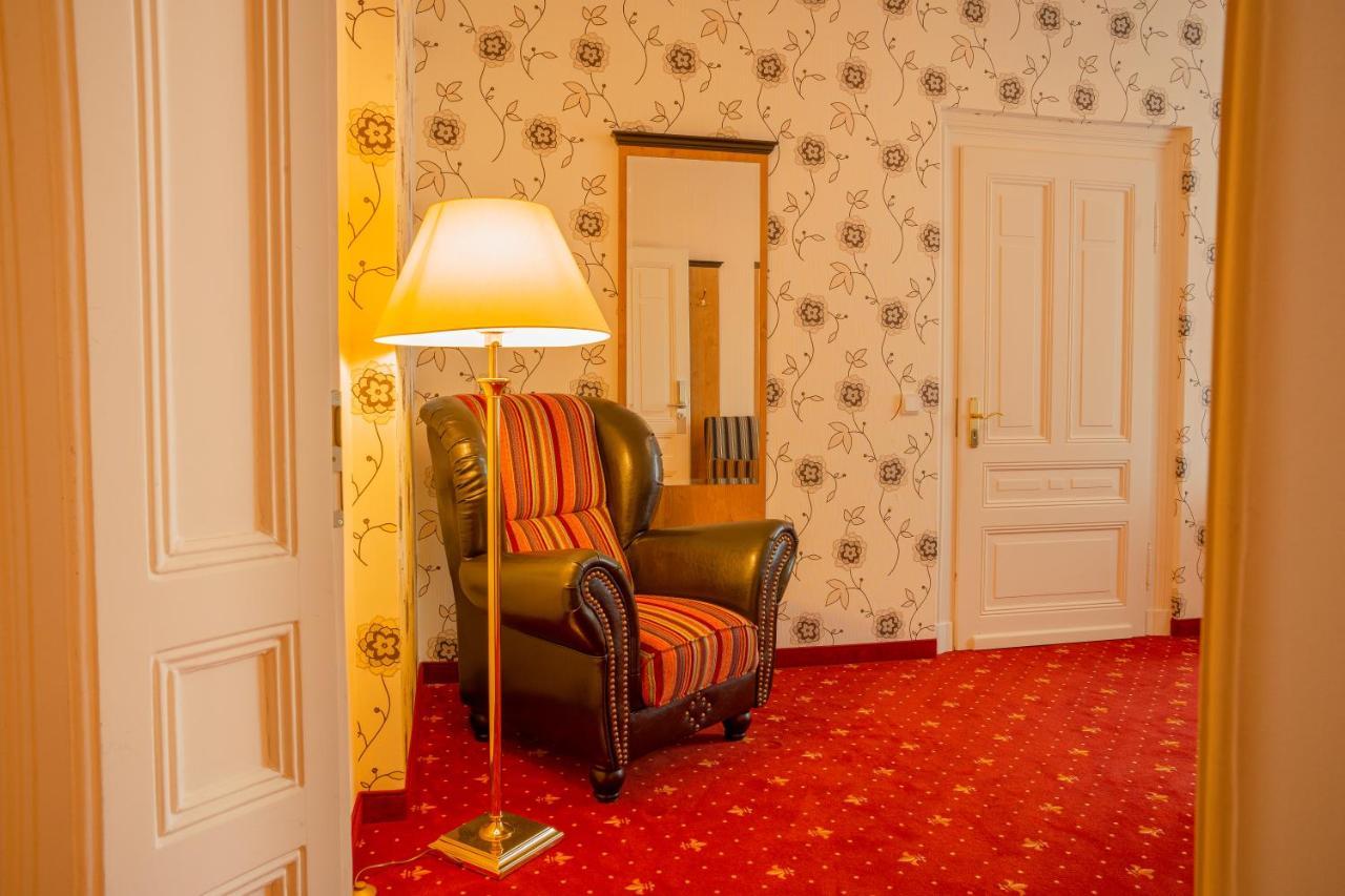 Alte Landratsvilla Hotel Bender فستربورغ المظهر الخارجي الصورة